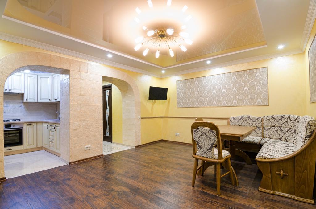 Alfa Apartments Lysenka 11 Lviv Buitenkant foto